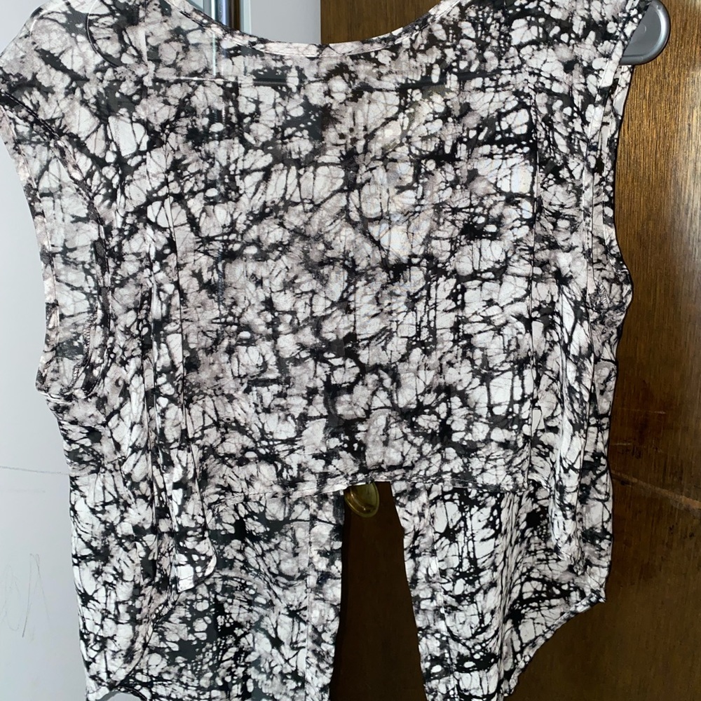 Crop top blouse